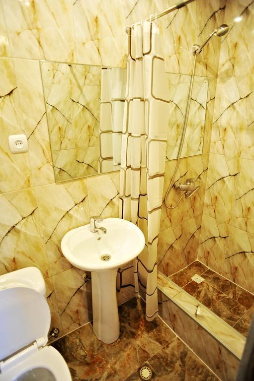 Guest House Gege Τυφλίδα Δωμάτιο φωτογραφία